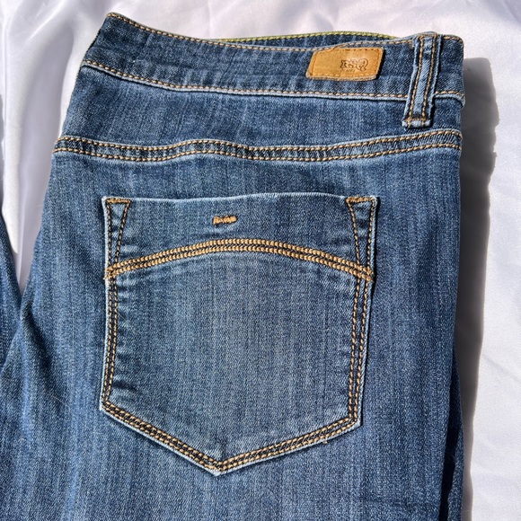 RSQ • Ripped Skinny Jeans - Picture 2 of 4